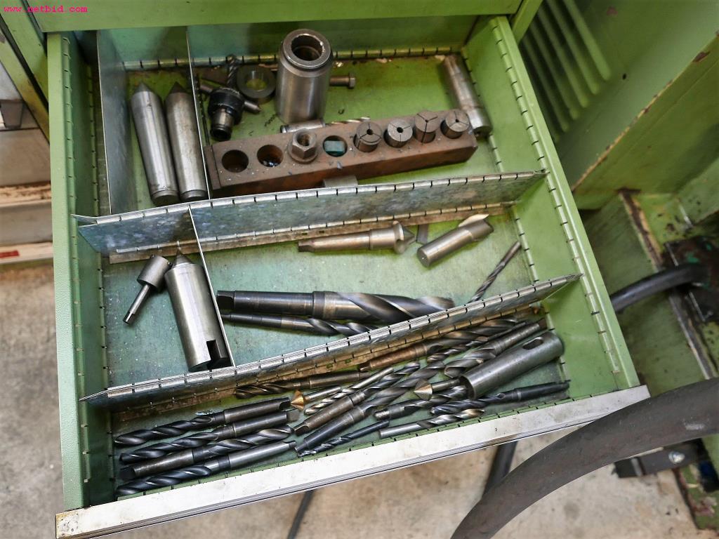 CNC turning and milling machines-15