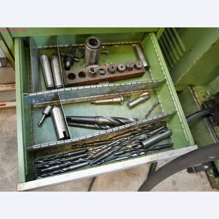 CNC turning and milling machines-15