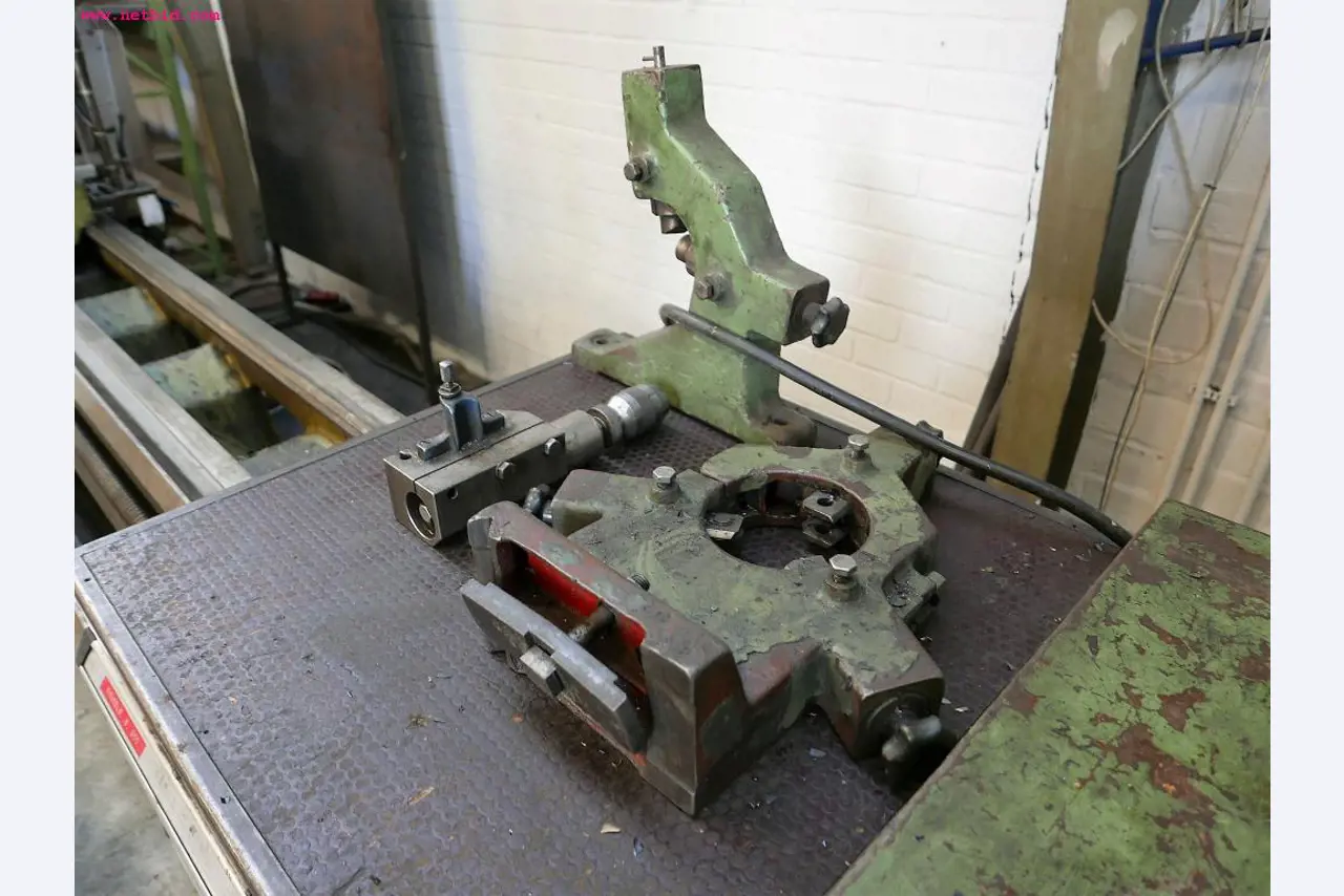 CNC turning and milling machines-5