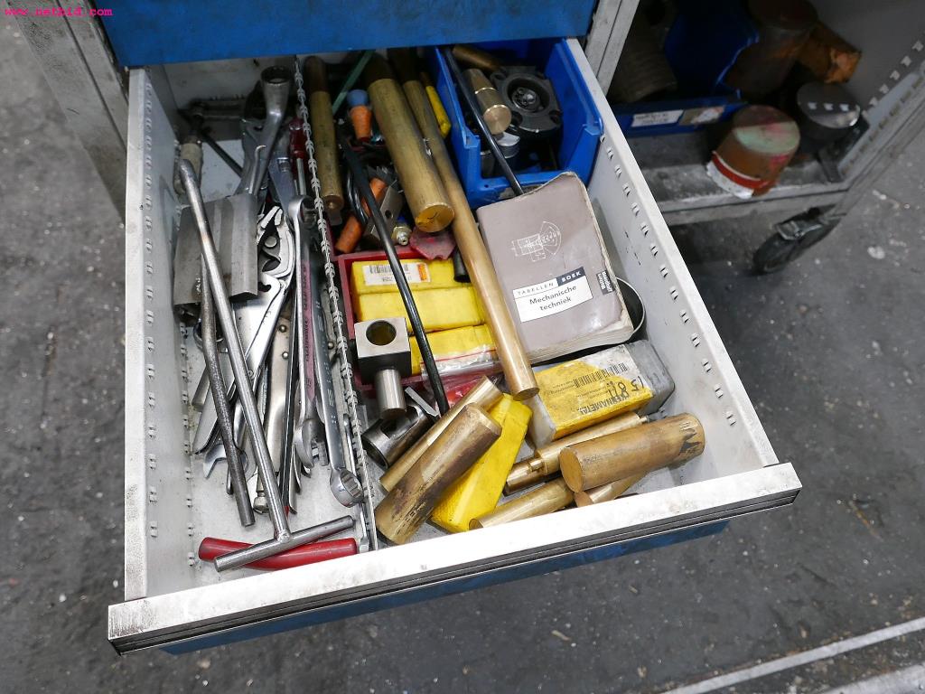 CNC turning and milling machines-8