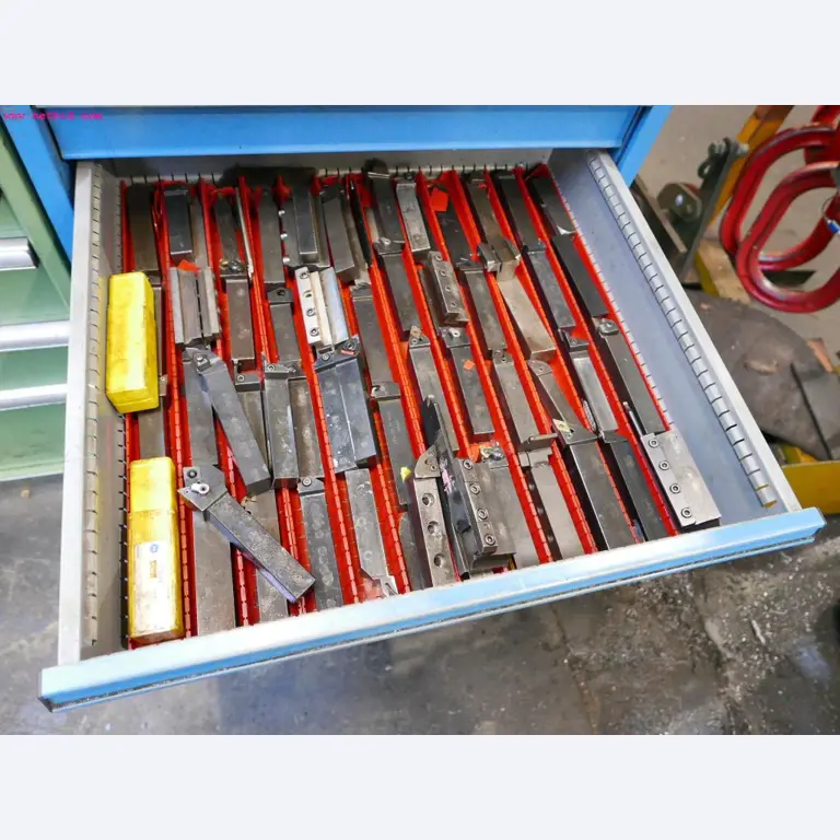 CNC turning and milling machines-11