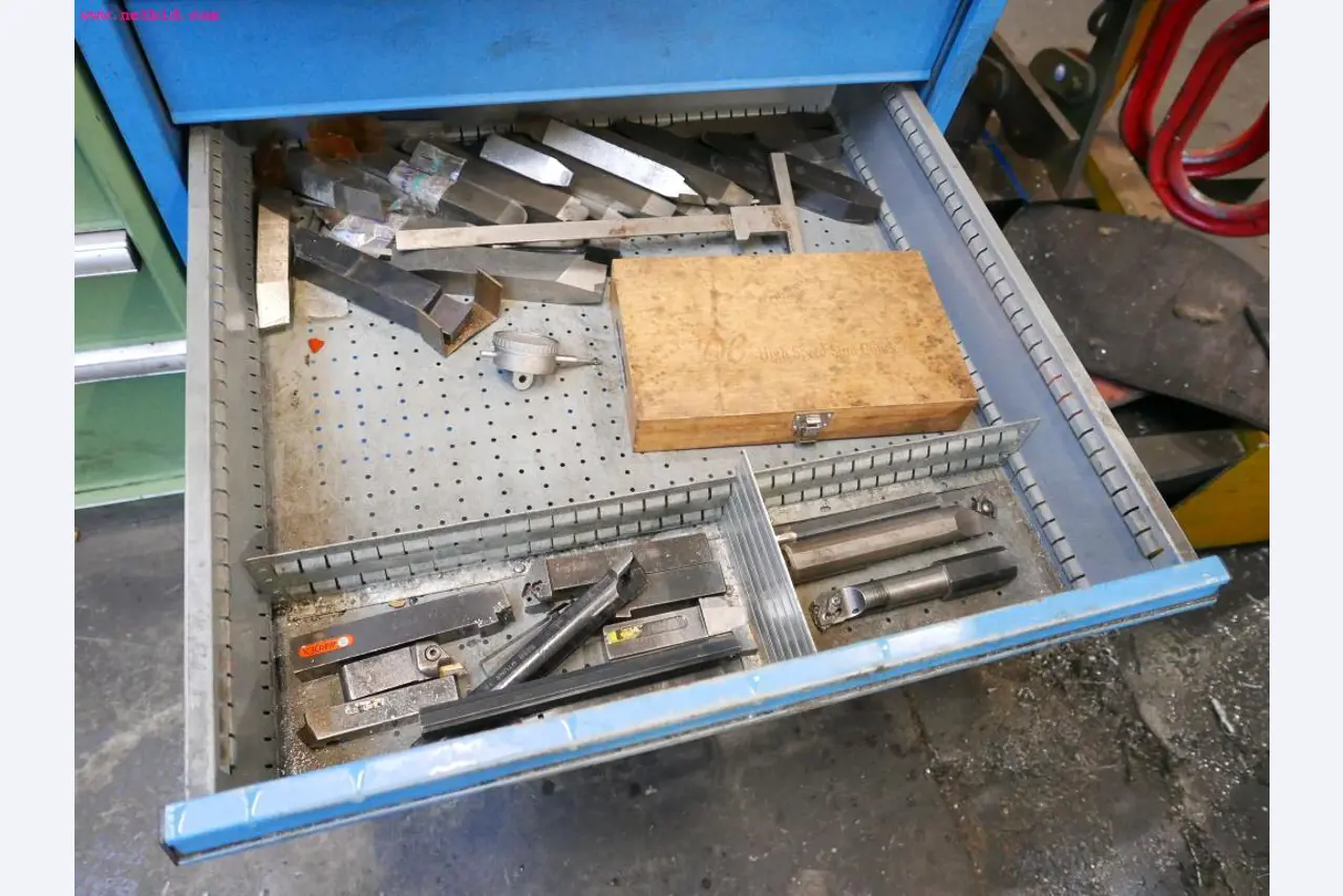 CNC turning and milling machines-12