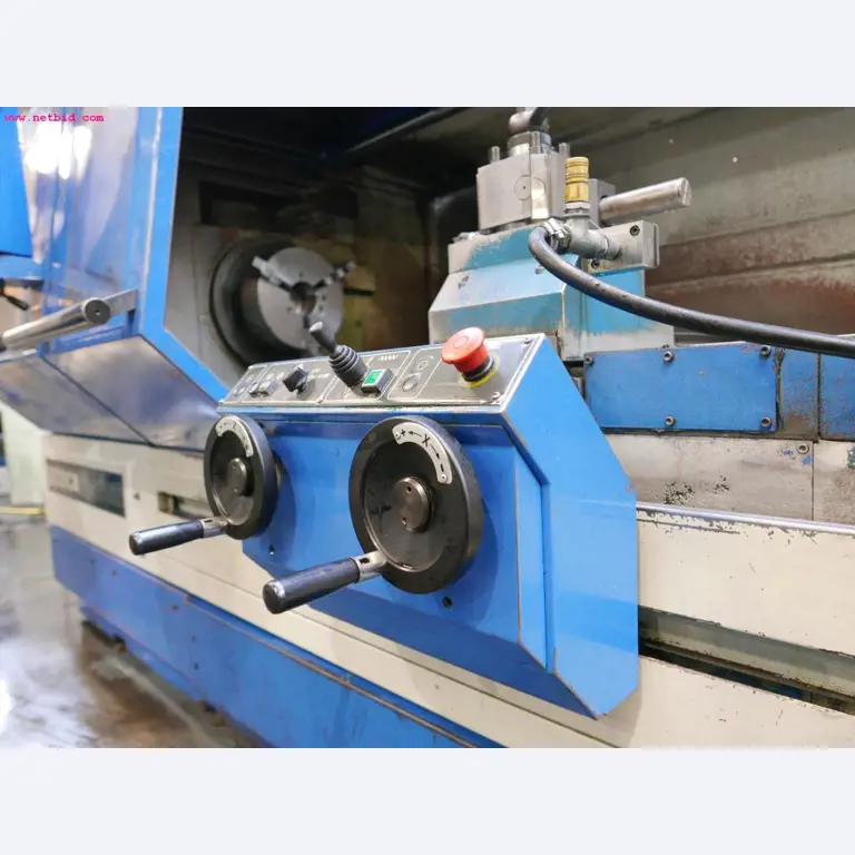 CNC turning and milling machines-13