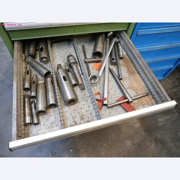 CNC turning and milling machines-4