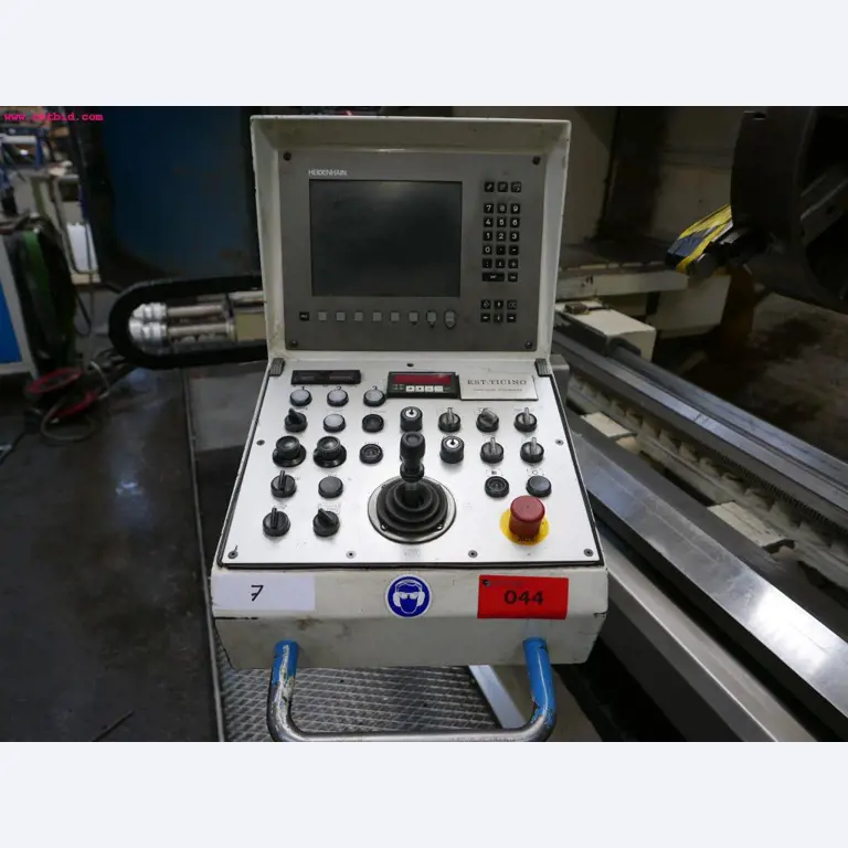 Tornos e fresadoras CNC-19