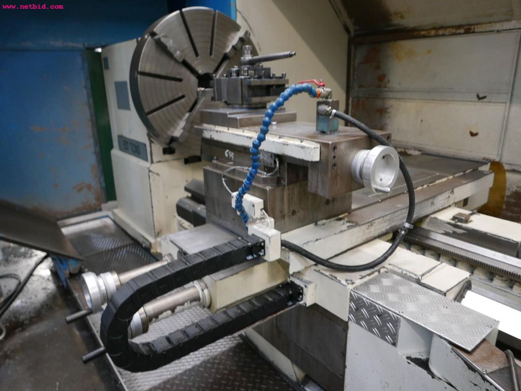 Tornos e fresadoras CNC-20