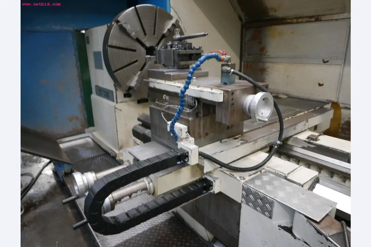 Tornos e fresadoras CNC-20