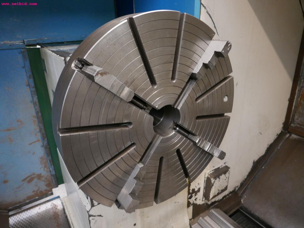 Tornos e fresadoras CNC-21