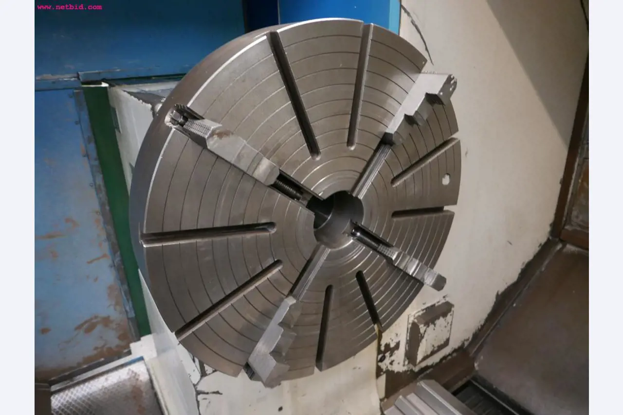 Tornos e fresadoras CNC-21