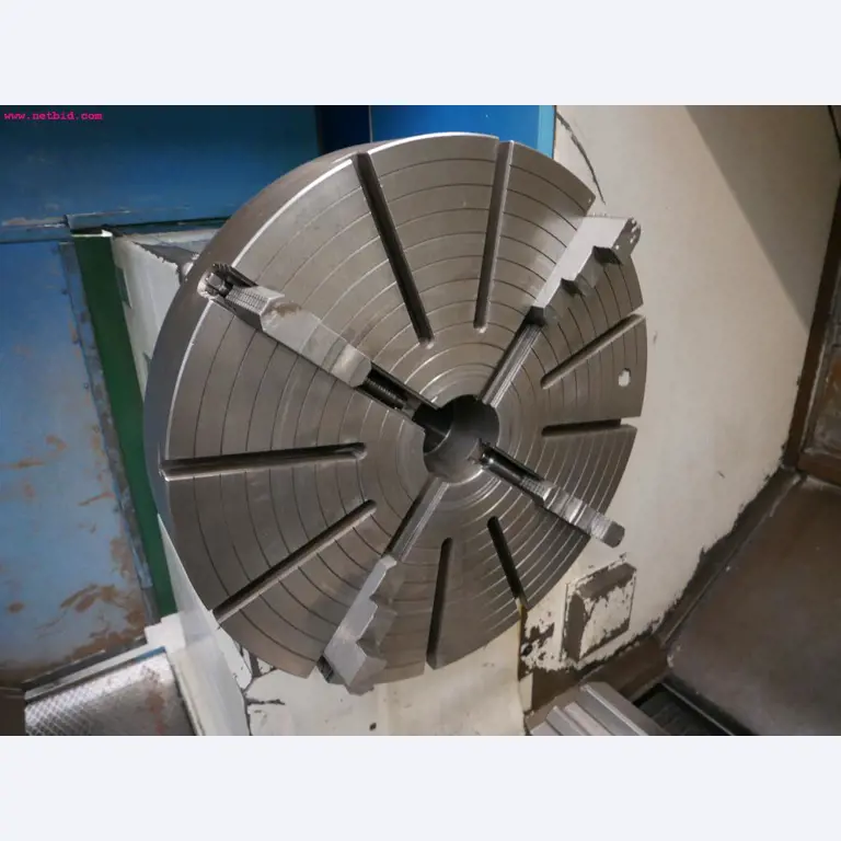 Tornos e fresadoras CNC-21