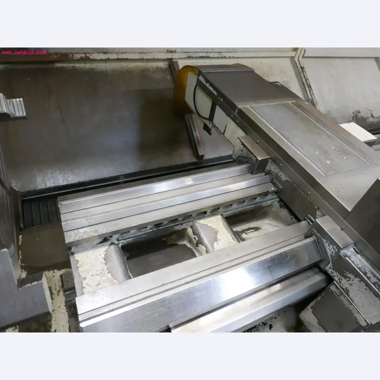 Tornos e fresadoras CNC-22