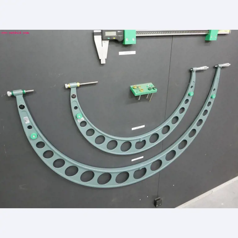 CNC turning and milling machines-4