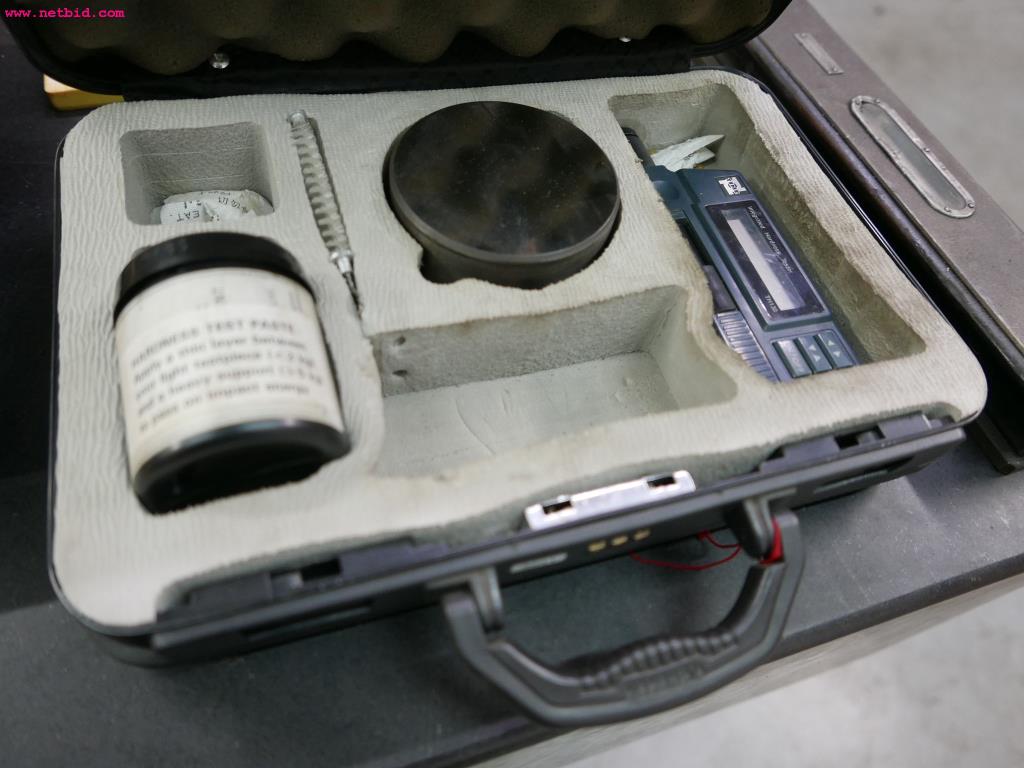 CNC turning and milling machines-8