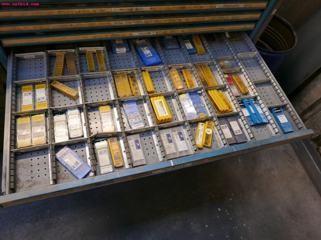 CNC turning and milling machines-11