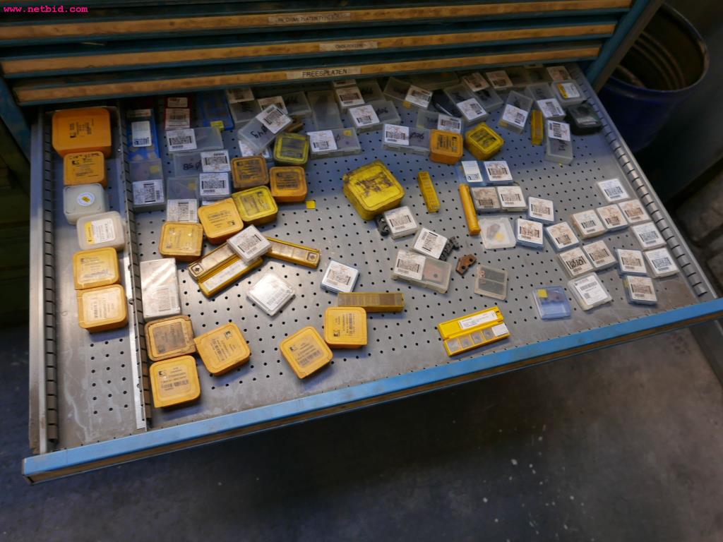 CNC turning and milling machines-12