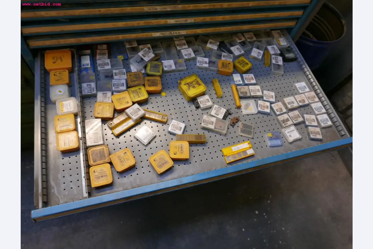 CNC turning and milling machines-12