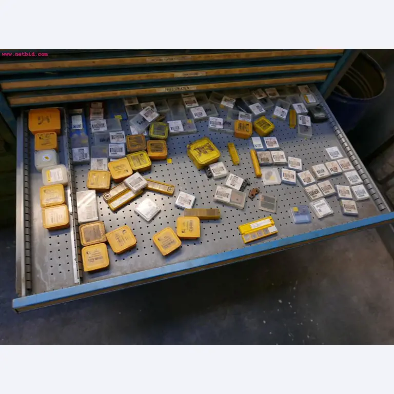 CNC turning and milling machines-12