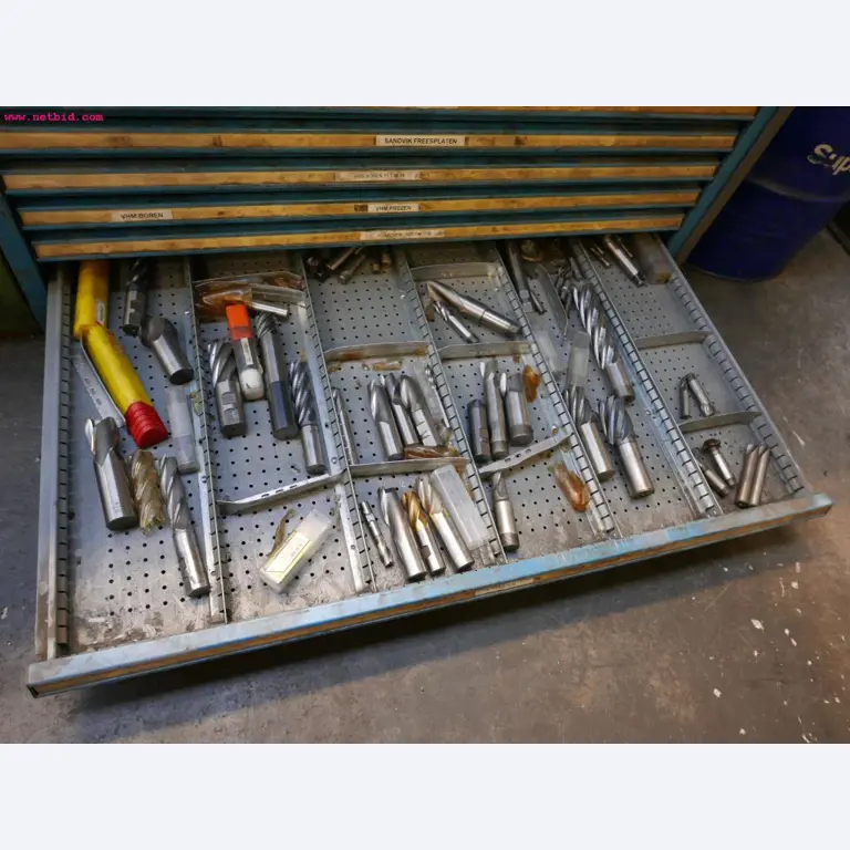 CNC turning and milling machines-23