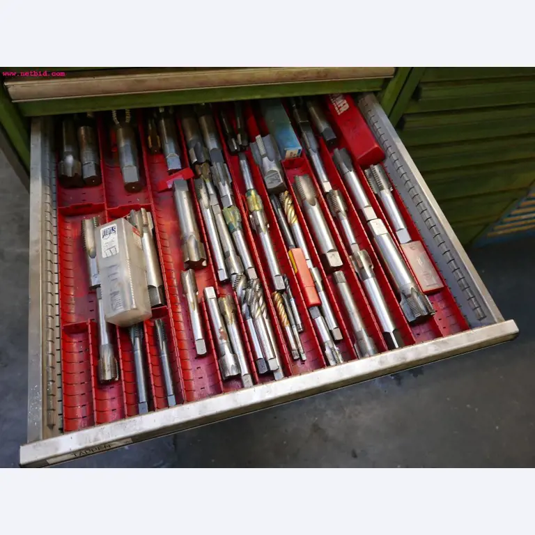 CNC turning and milling machines-24