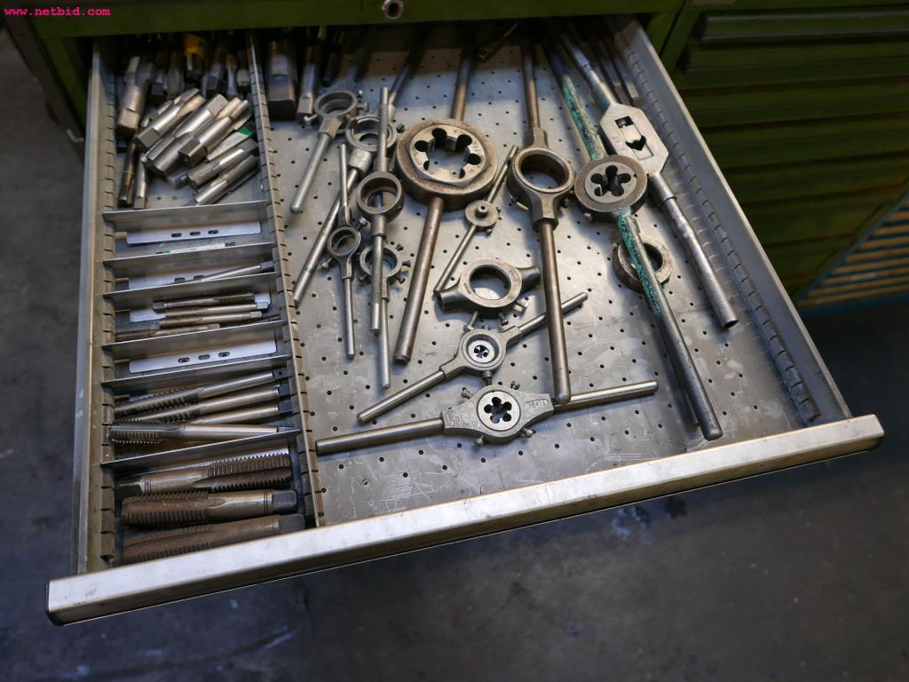 CNC turning and milling machines-2