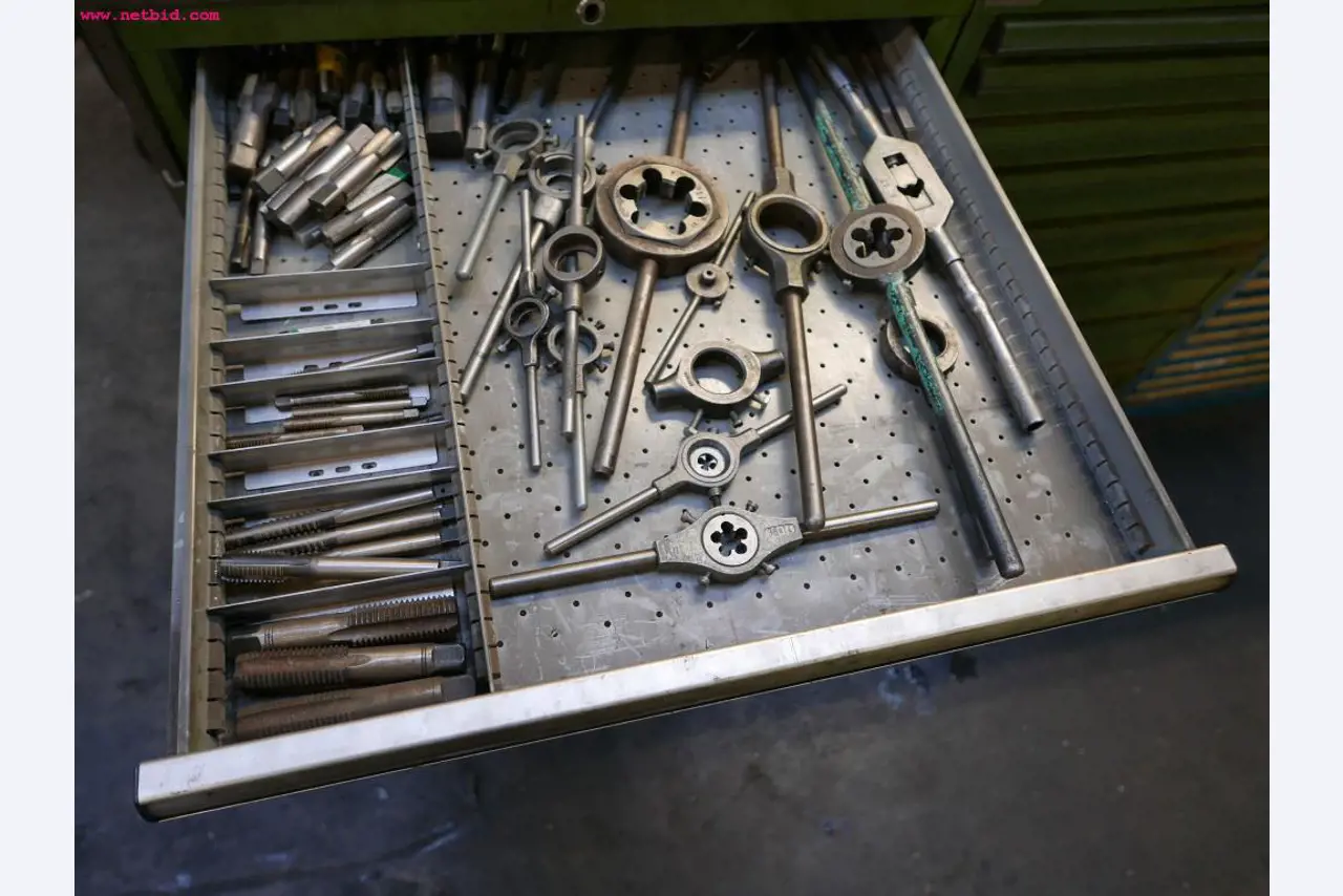 CNC turning and milling machines-2