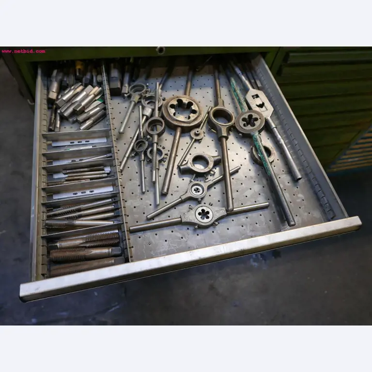 CNC turning and milling machines-2