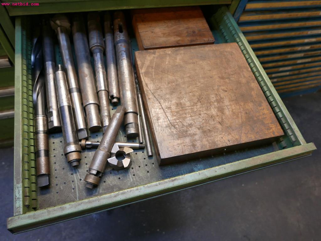 CNC turning and milling machines-30