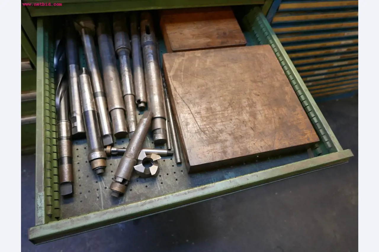 CNC turning and milling machines-30