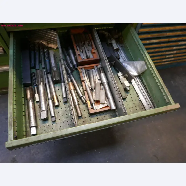 CNC turning and milling machines-4