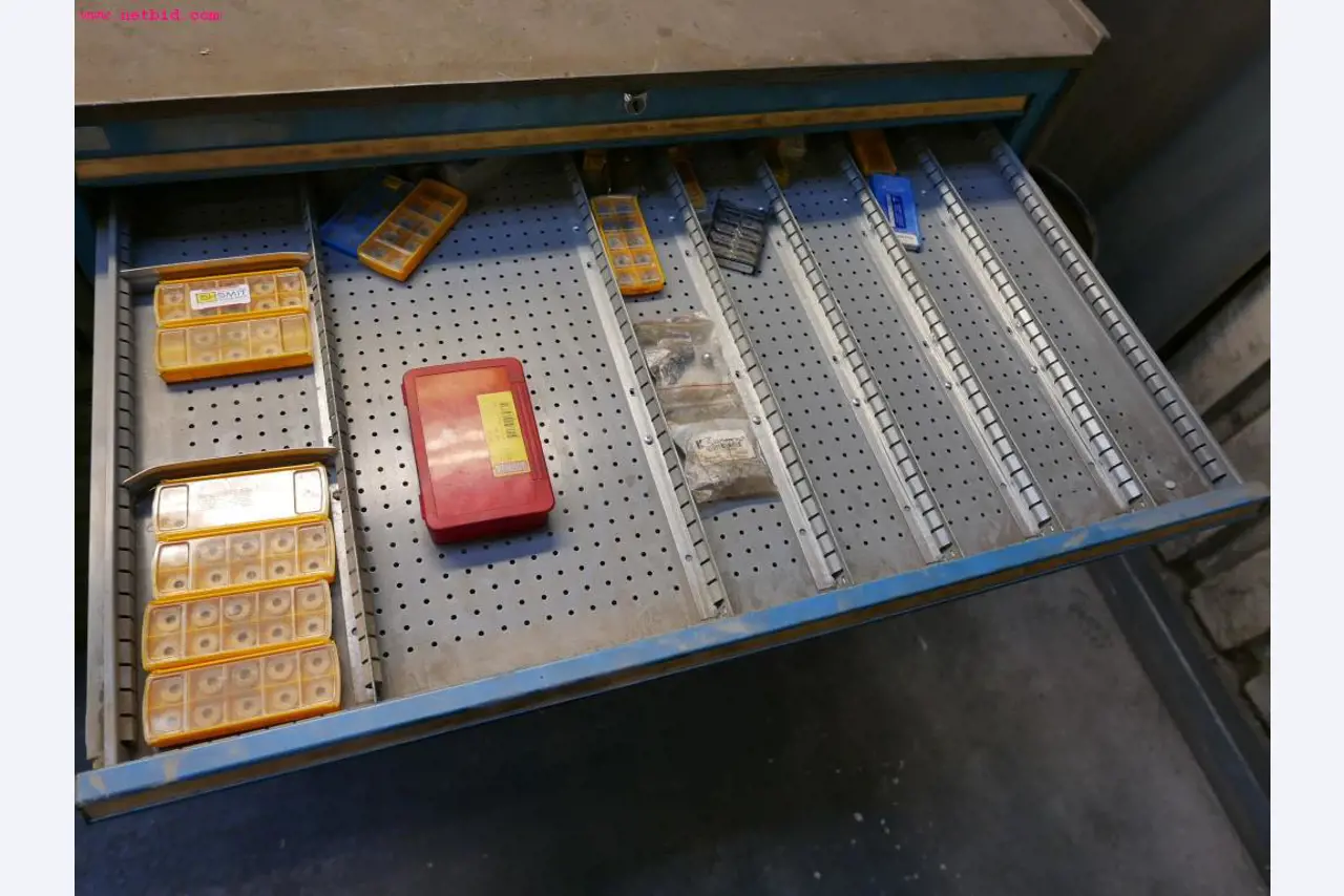 CNC turning and milling machines-7