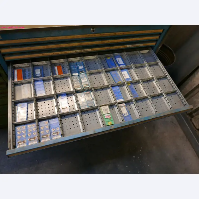 CNC turning and milling machines-9