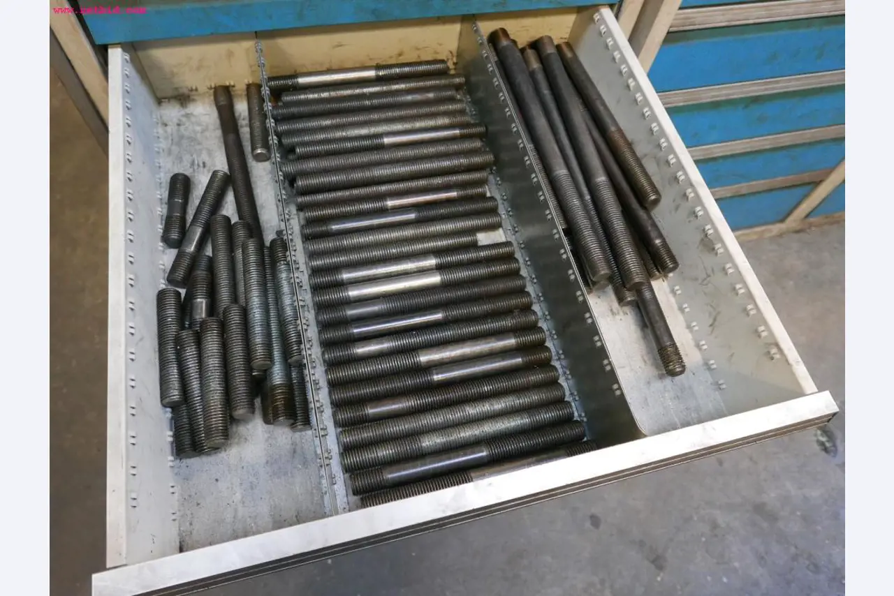 CNC turning and milling machines-11