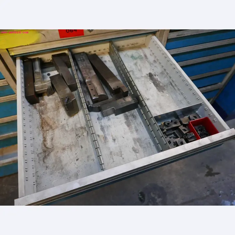 CNC turning and milling machines-13
