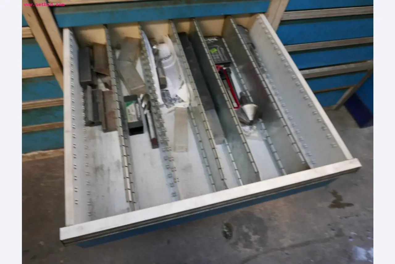 CNC turning and milling machines-15