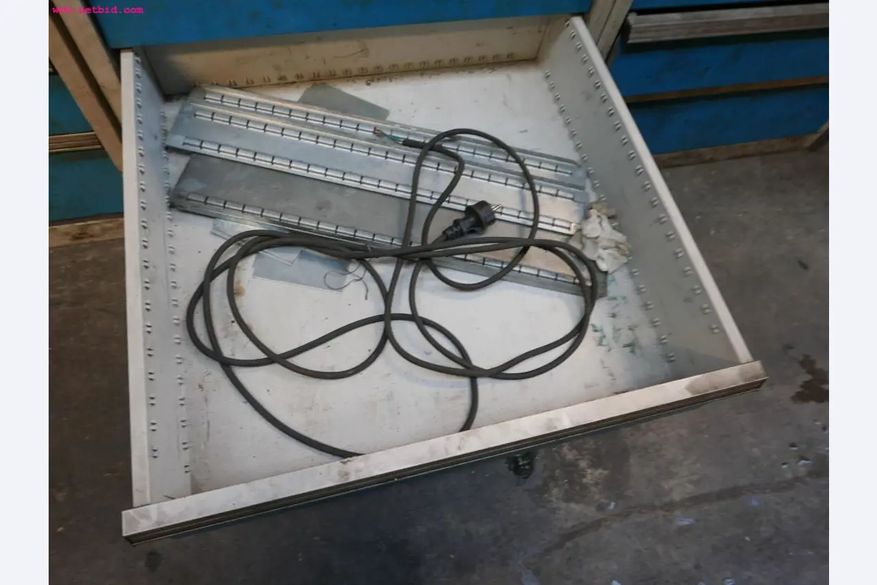 CNC turning and milling machines-17