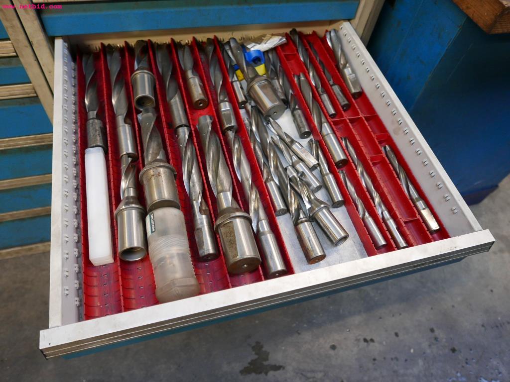 CNC turning and milling machines-5