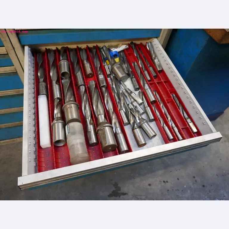 CNC turning and milling machines-5