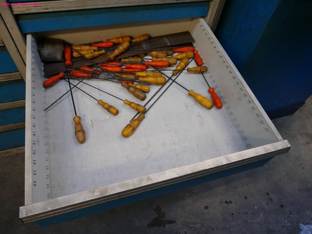 CNC turning and milling machines-6