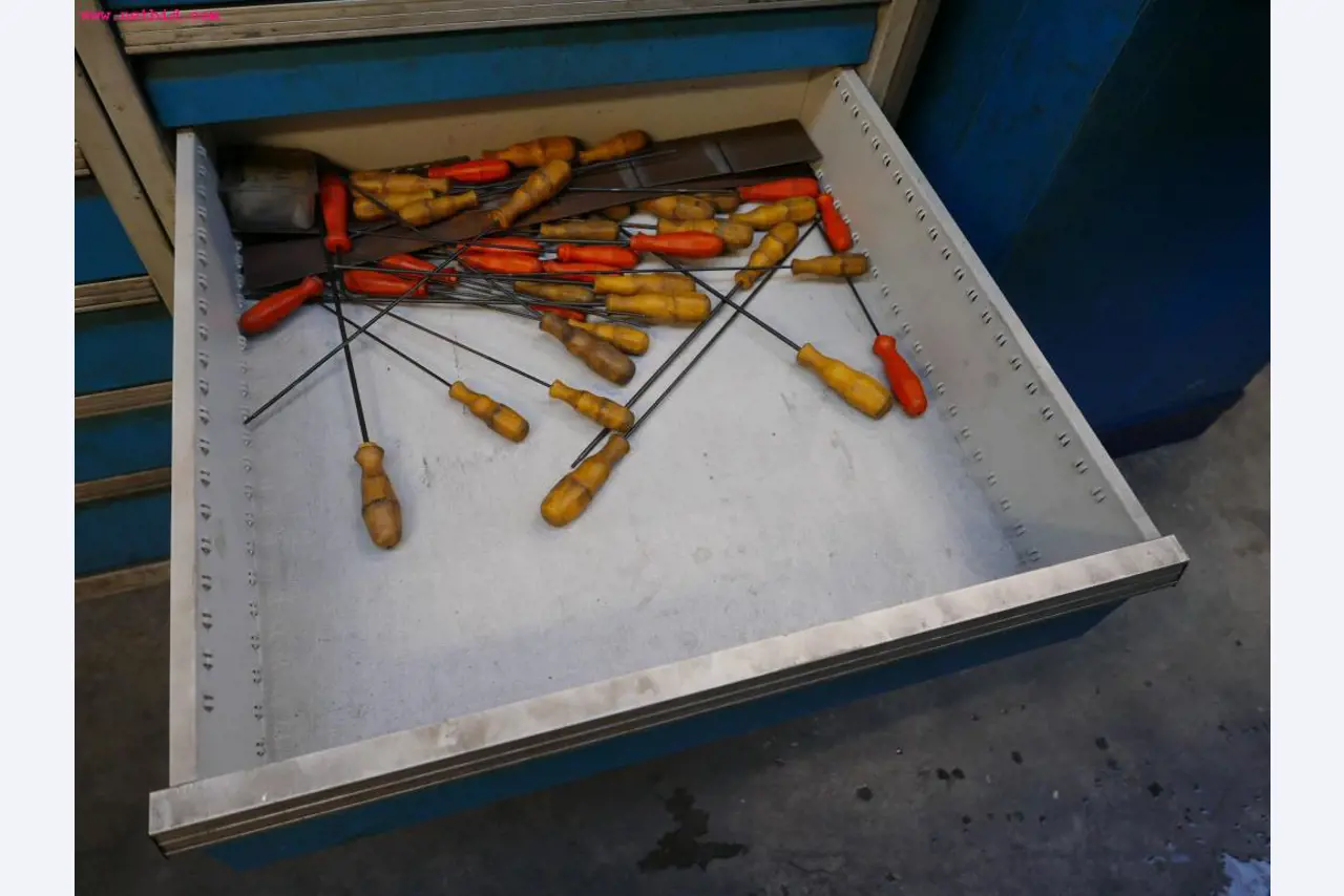 CNC turning and milling machines-6