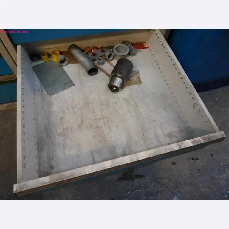 CNC turning and milling machines-8
