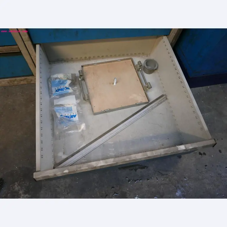 CNC turning and milling machines-9