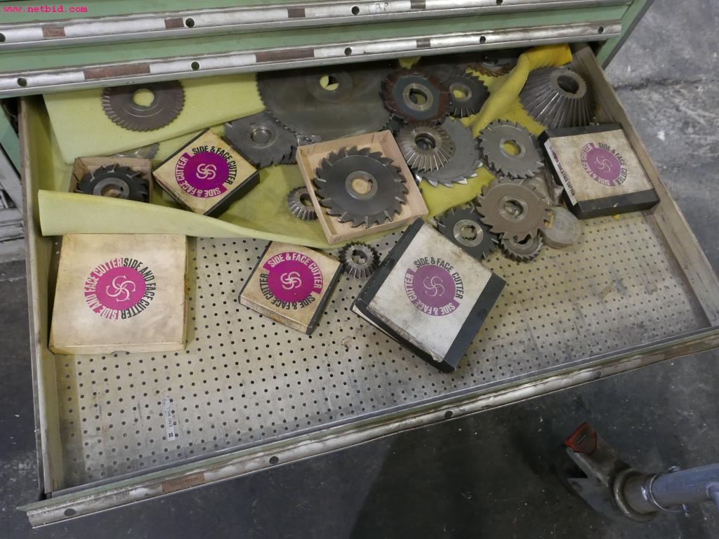 CNC turning and milling machines-11