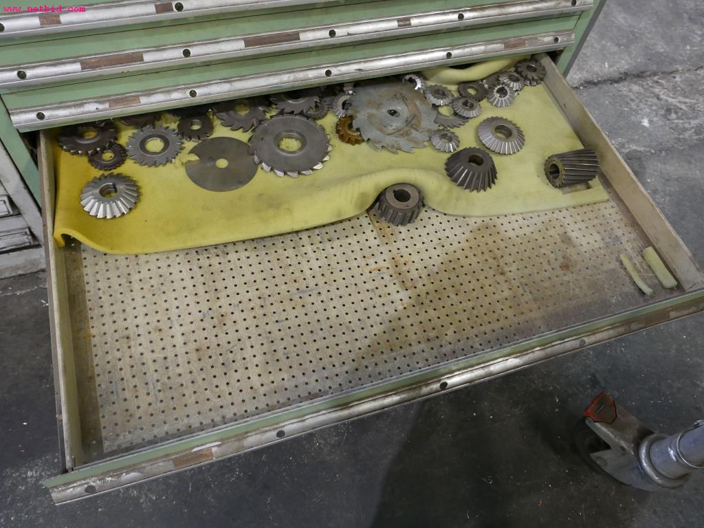 CNC turning and milling machines-12