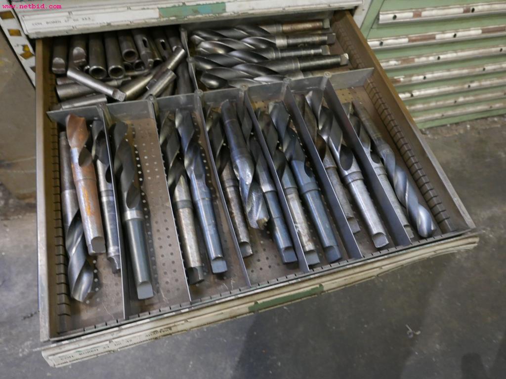 CNC turning and milling machines-18