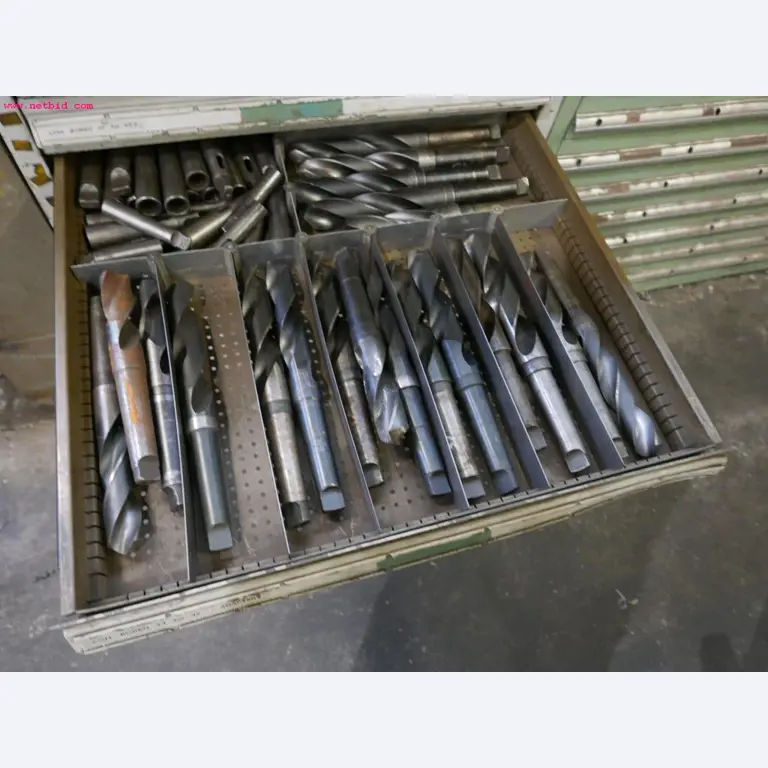 CNC turning and milling machines-18