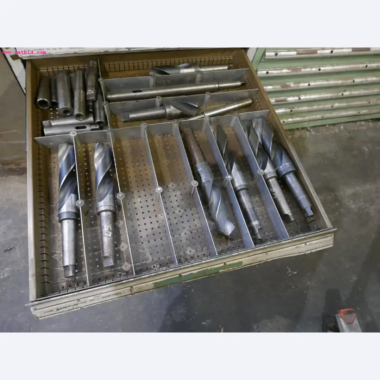 CNC turning and milling machines-19