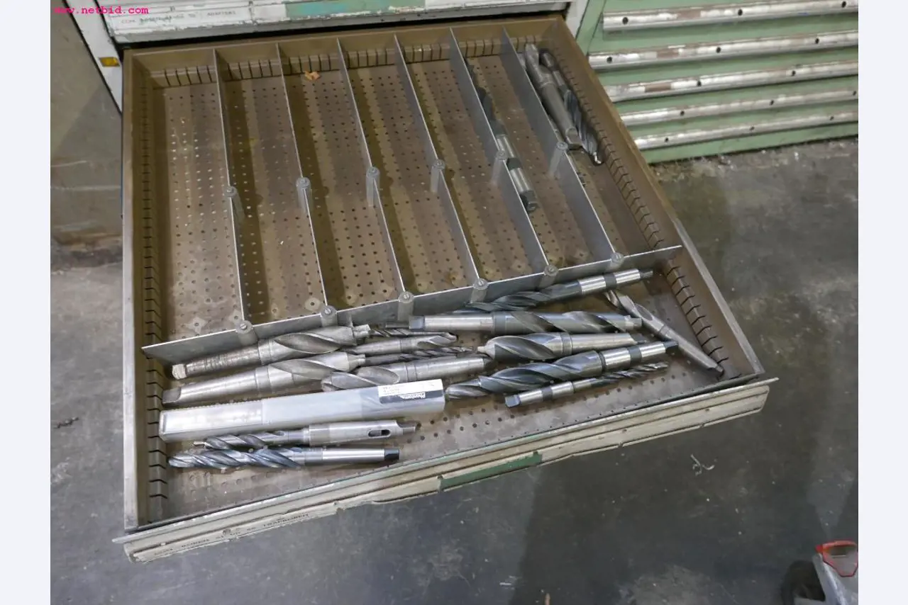 CNC turning and milling machines-20