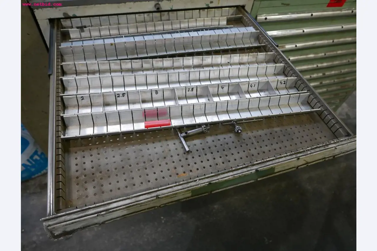 CNC turning and milling machines-2
