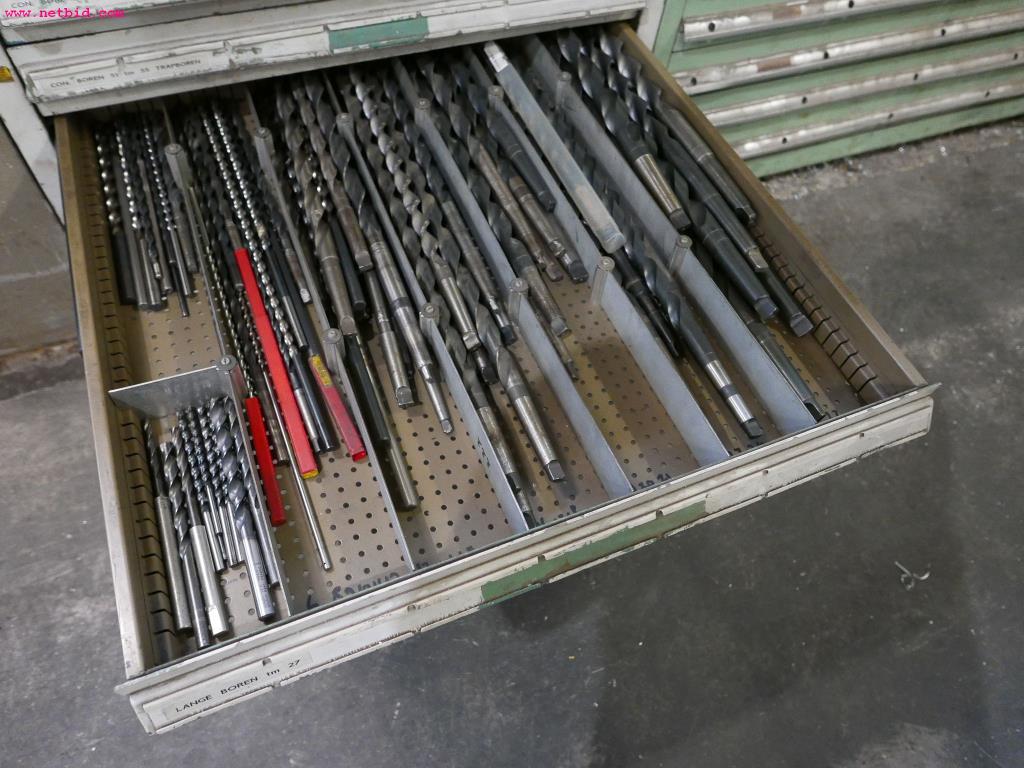 CNC turning and milling machines-3