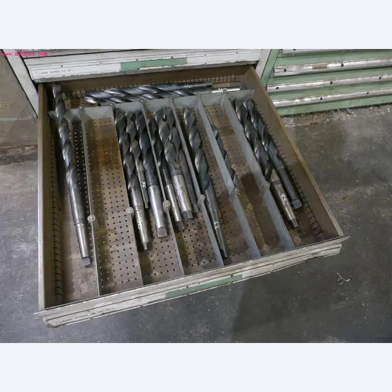 CNC turning and milling machines-4